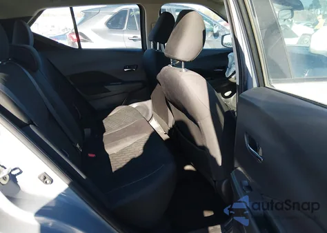 2021 Nissan Kicks Sv Xtronic Cvt из США, поврежденный, VIN 3N1CP5CV2ML470412